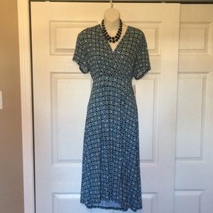 NWT!! Blue, black & white dress!